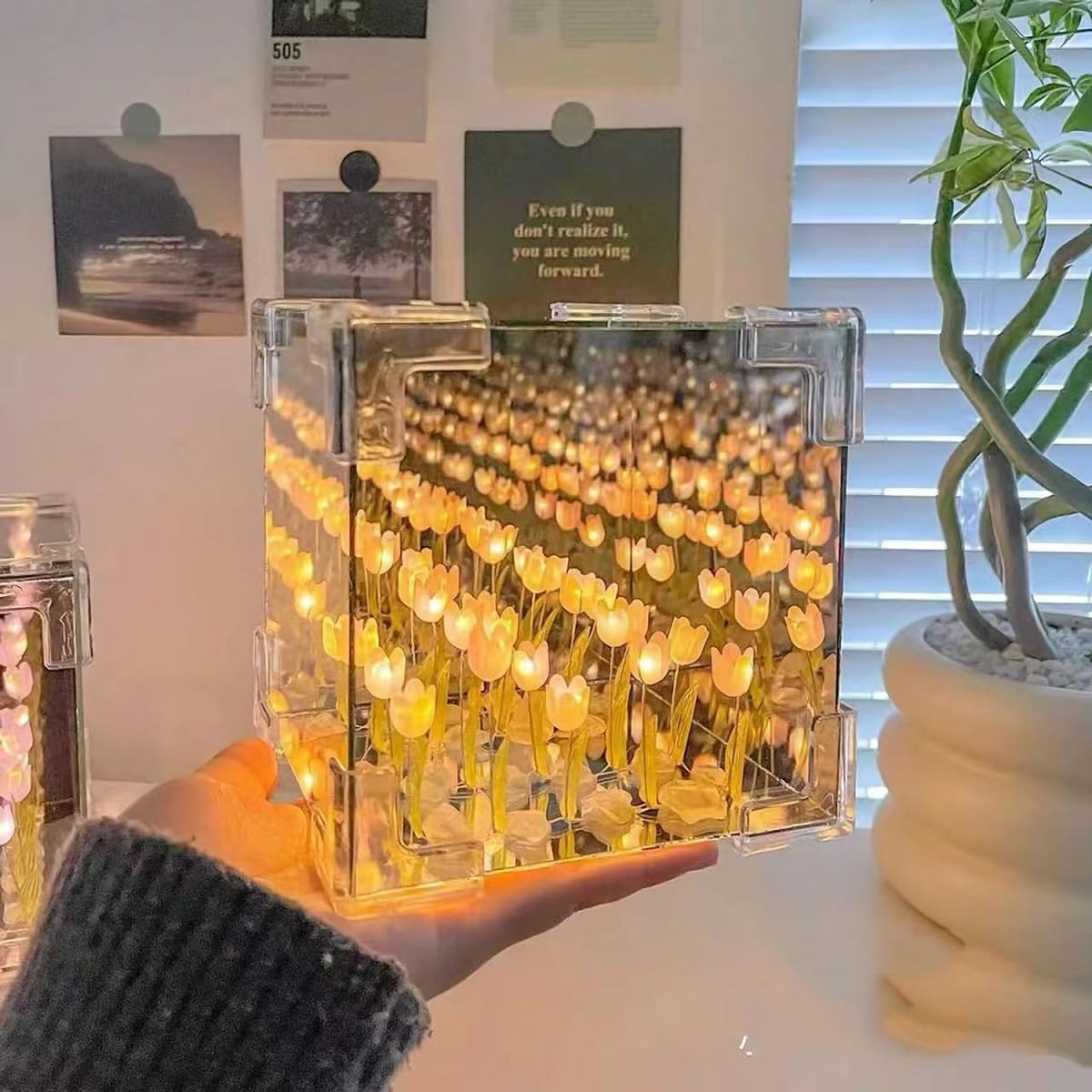 BloomGlow™ (DIY) Decorative Tulip Lamp