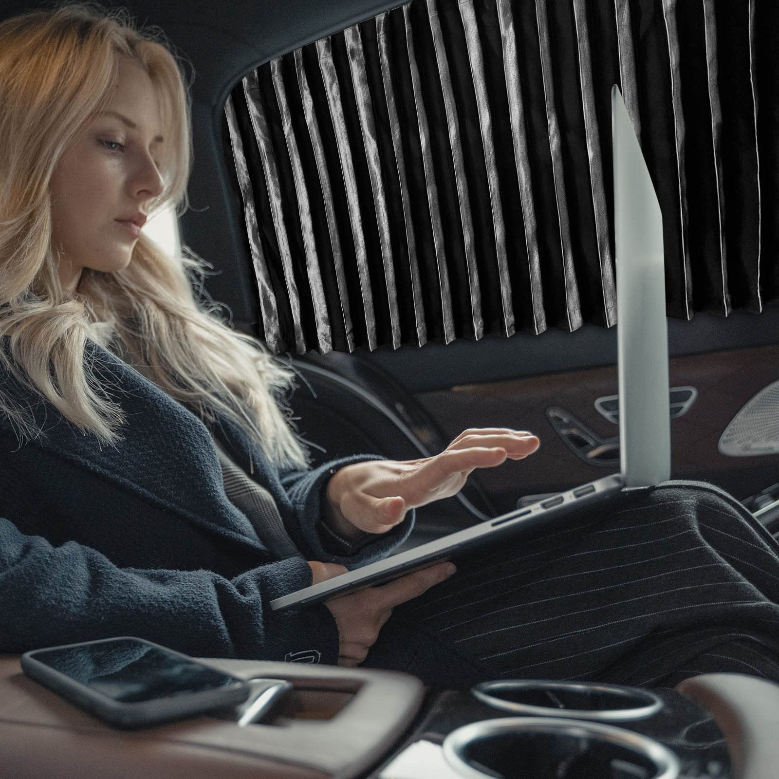 Magnetic Car Window Sunshades™